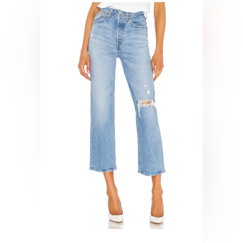 Revolve Levi’s Jeans- Ribcage Straight Ankle Size US 27 with Knee Rips - Picture 1 of 3